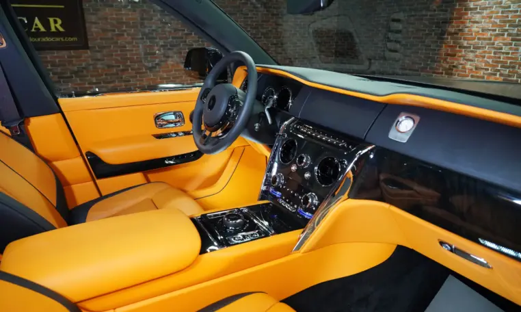 Rolls Royce Cullinan Onyx Concept gold for sale in Dubai