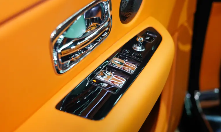 Rolls Royce Cullinan Onyx Concept gold for sale in Dubai