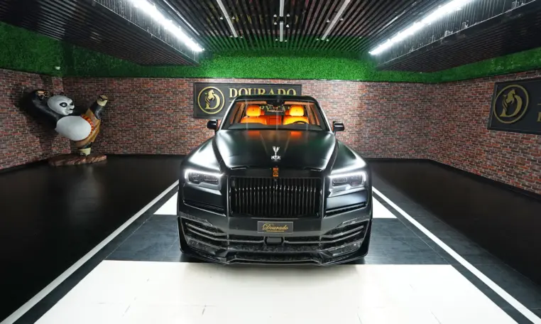 Rolls Royce Cullinan Onyx Concept silver for sale in Dubai