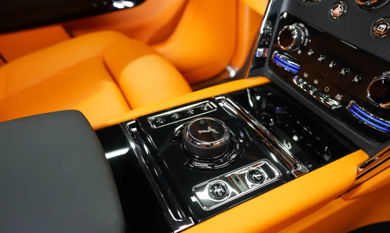 Rolls Royce Cullinan Onyx Concept silver for sale in Dubai