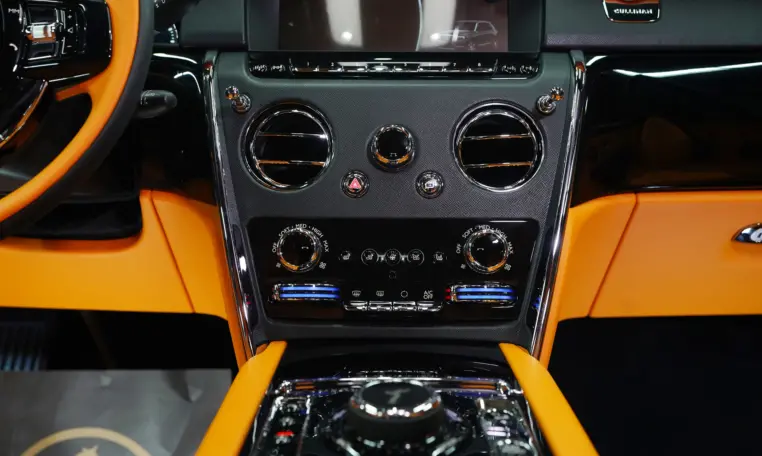 Rolls Royce Cullinan Onyx Concept silver for sale in Dubai