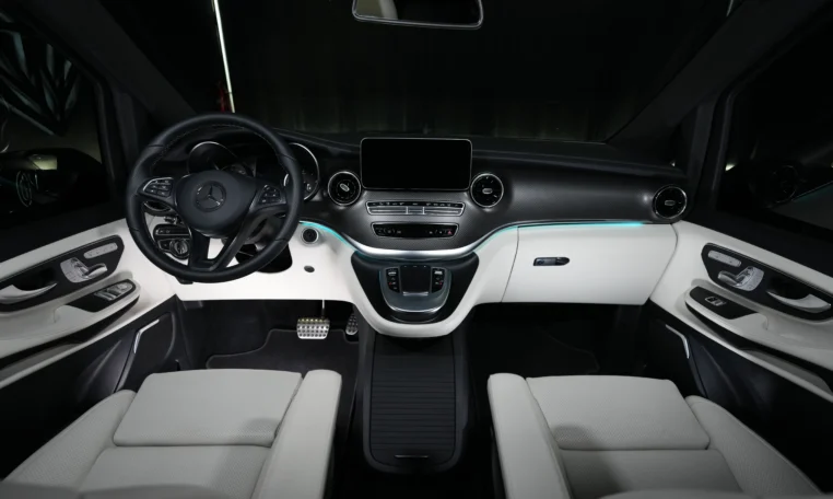 Mercedes Benz V 250D Grey for sale in Dubai