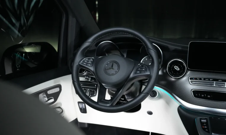 Mercedes Benz V 250D Grey for sale in Dubai