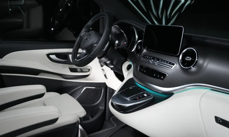 Mercedes Benz V 250D Grey for sale in Dubai