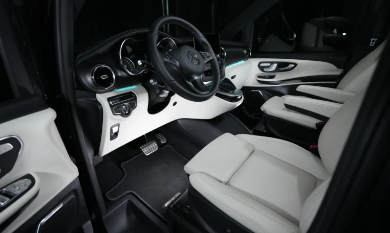 Mercedes Benz V 250D Grey for sale in Dubai