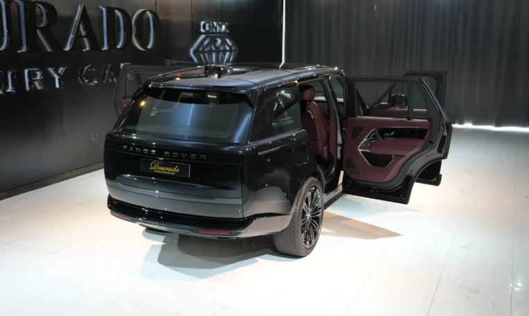 Range Rover Autobiography P530 Black and red FOR sale in Dubai