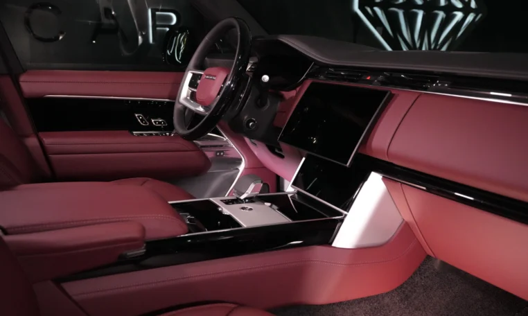 Range Rover Autobiography P530 Black and red FOR sale in Dubai