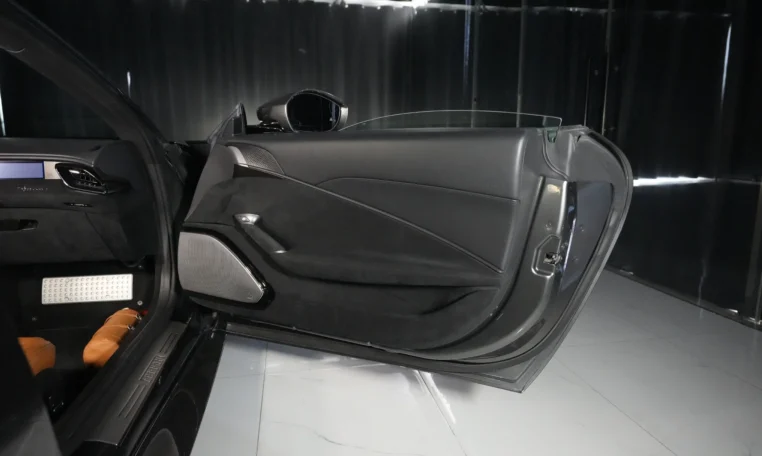 Ferrari Roma for sale in dubai 19