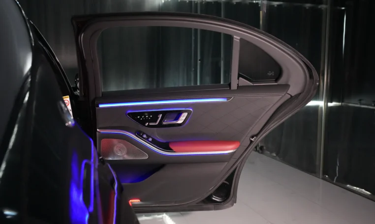 Mercedes-Benz S 580 S 580 4 Matic Long Maybach Black & Graphite Grey for sale in dubai 19