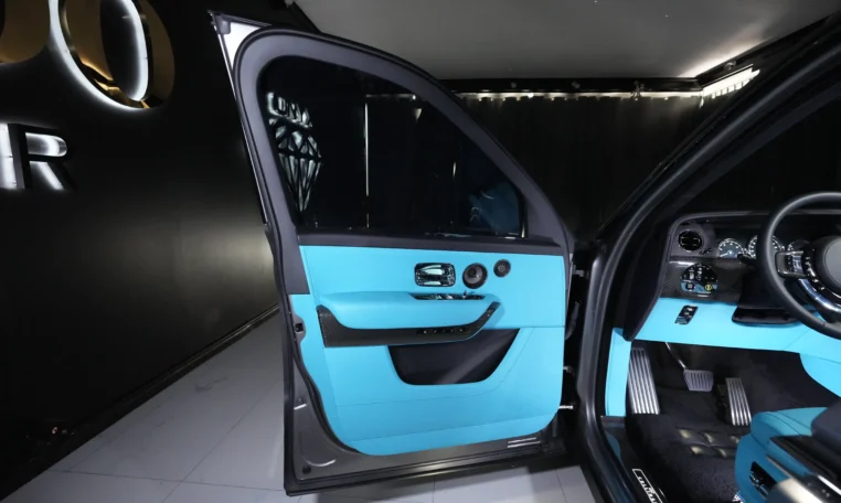 Rolls Royce Cullinan Black Badge for sale in dubai 11