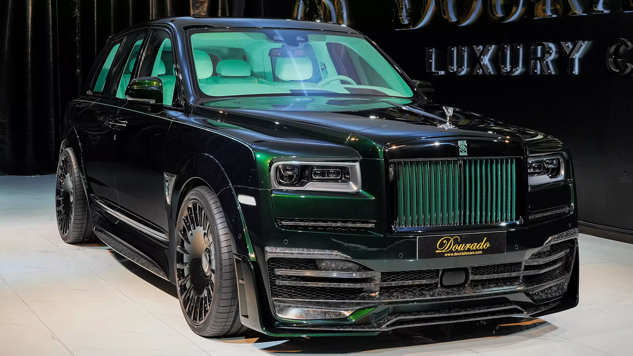 Rolls Royce Cullinan Onyx Concept for sale in dubai 01