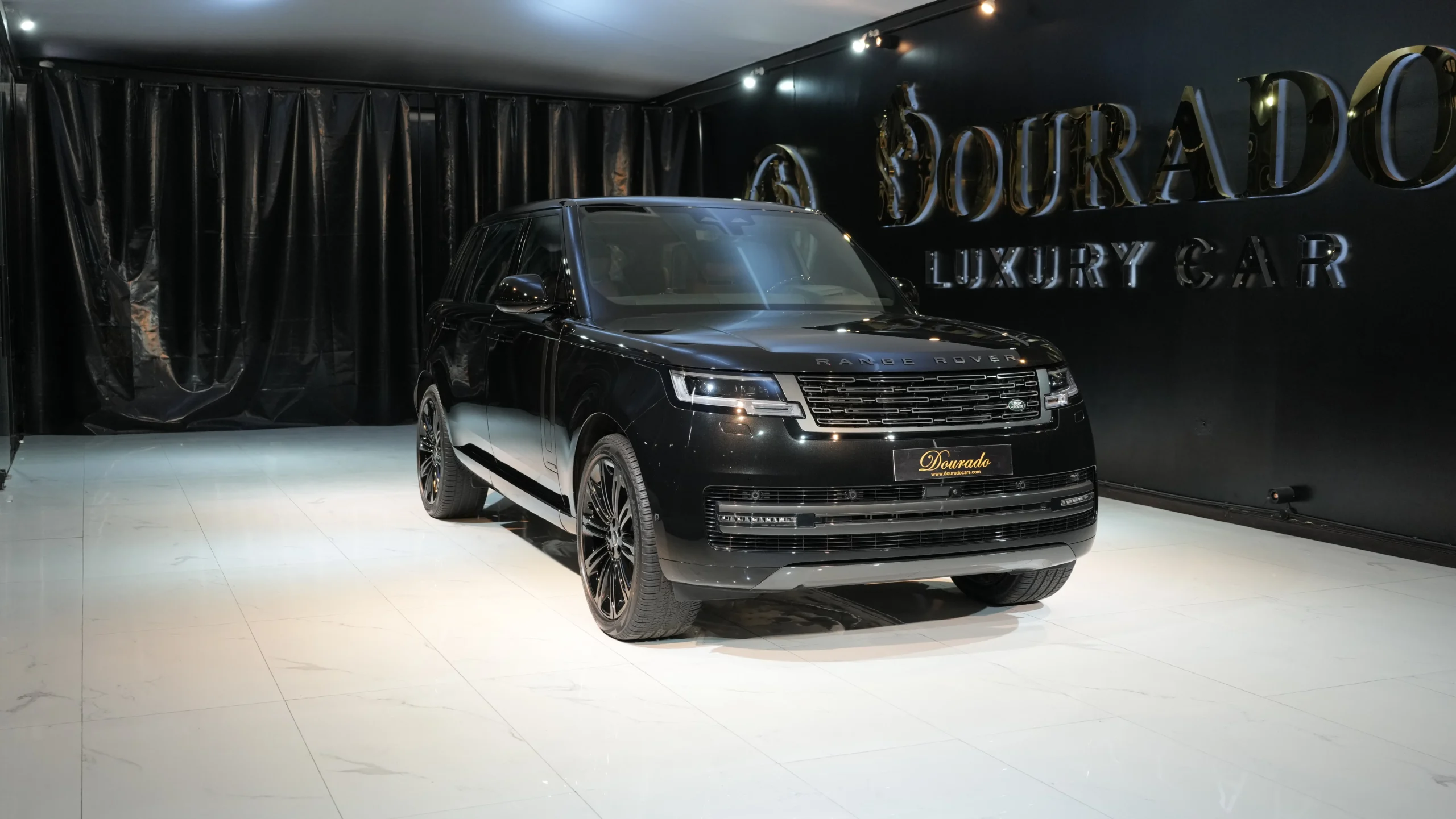 Range Rover Autobiography P530 SWB for sale in Dubai