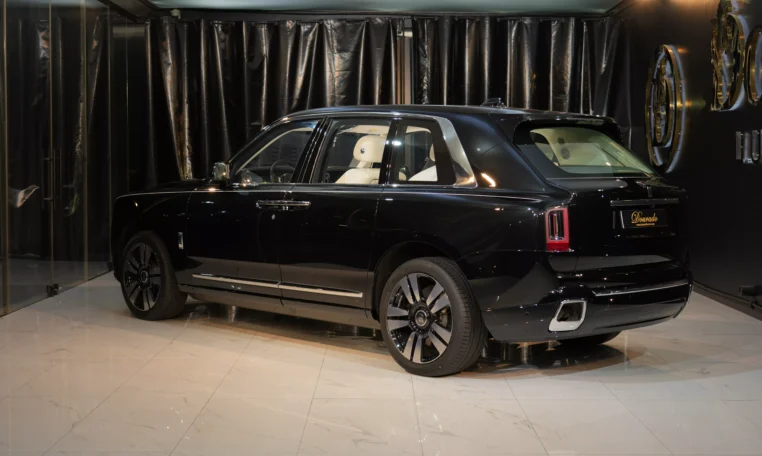 Rolls-Royce Cullinan SERIES II for sale in dubai