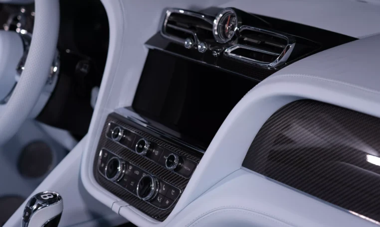 Bentley Bentayga S Onyx Concept 1 of 5 for sale in dubai 13