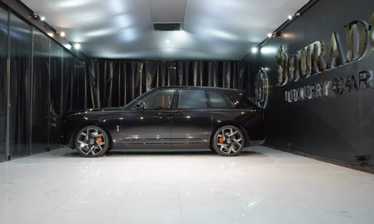 Rolls Royce Cullinan Black Badge Kit for sale in Dubai
