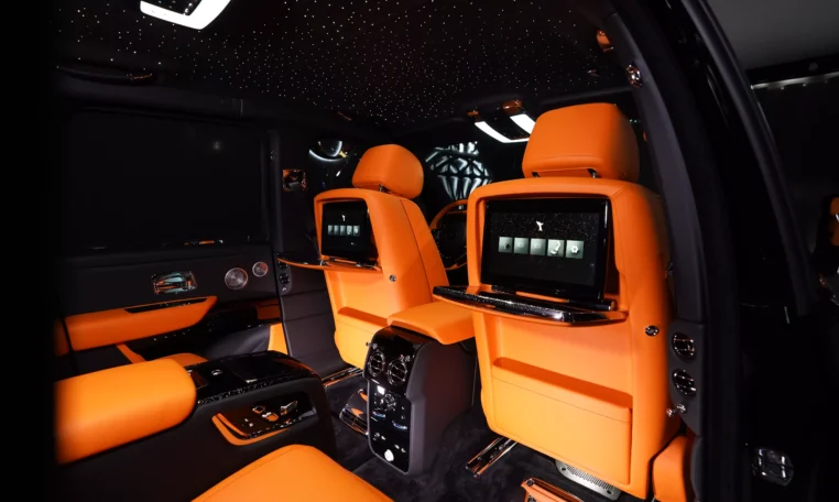 Rolls Royce Cullinan Black Badge Kit for sale in Dubai