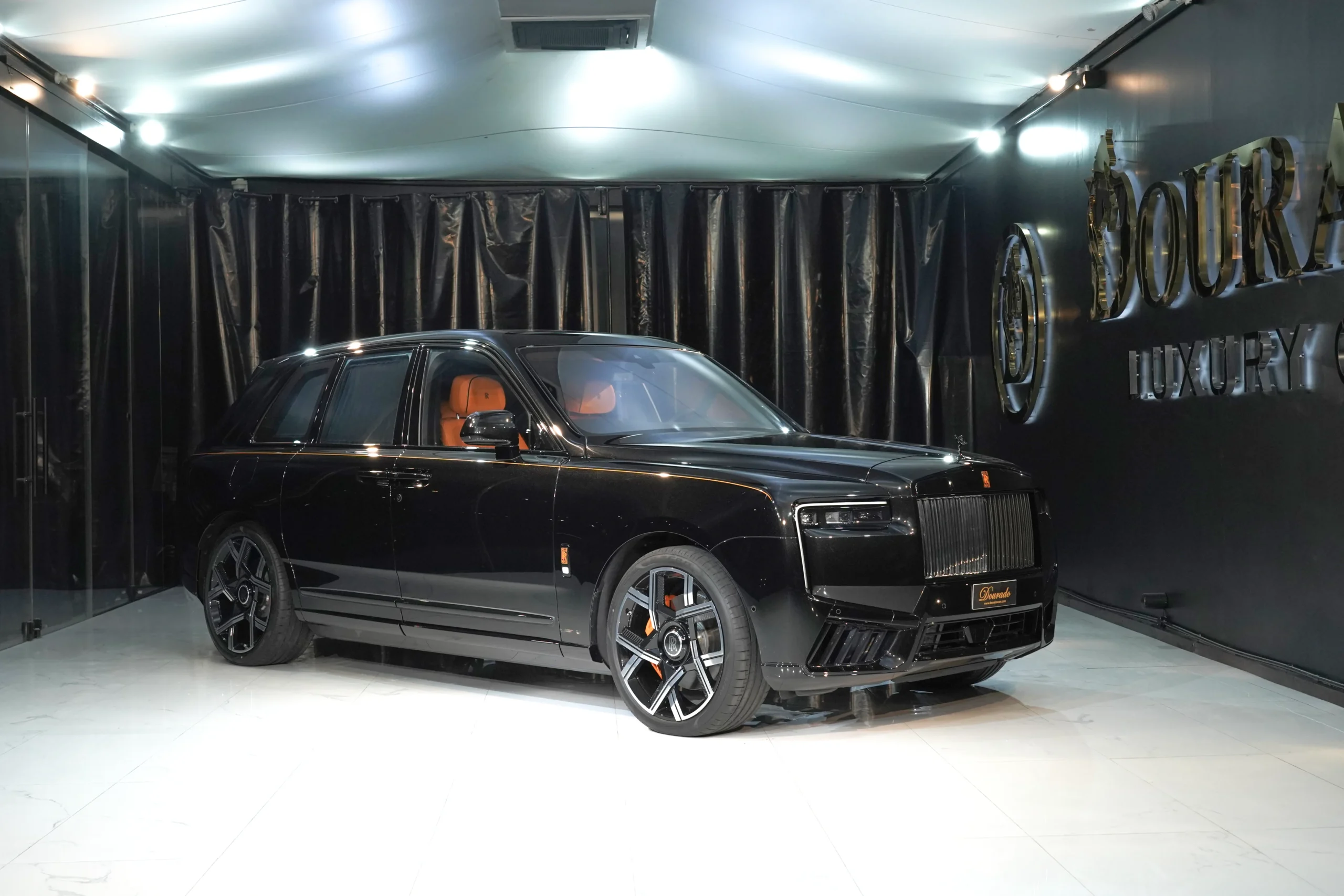 Rolls Royce Cullinan Black Badge Kit for sale in Dubai