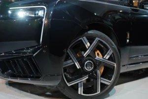 Rolls Royce Cullinan Black Badge Kit for sale in Dubai