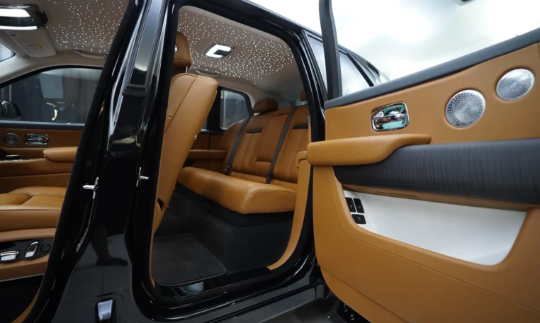 Rolls Royce Cullinan Black Badge Kit for sale in Dubai