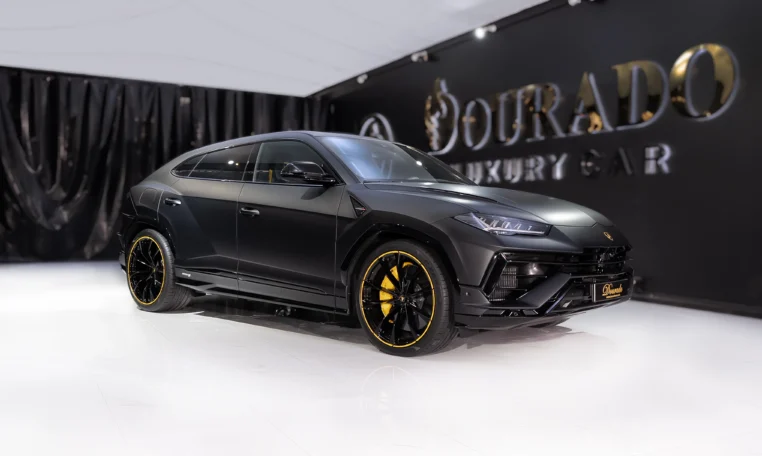 Lamborghini Urus S for sale in Dubai in Dubai