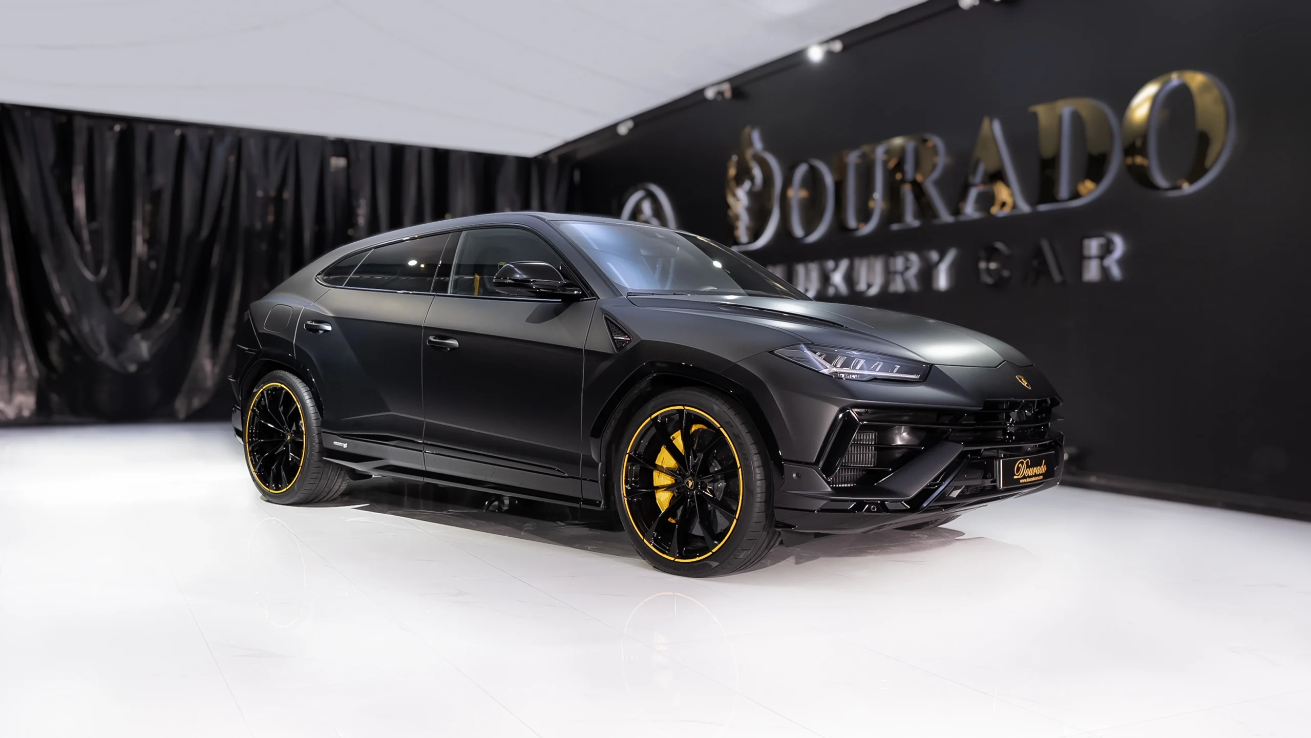 Lamborghini Urus S for sale in Dubai in Dubai