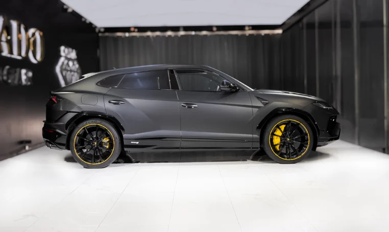 Lamborghini Urus S for sale in Dubai in Dubai