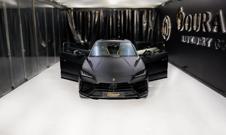 Lamborghini Urus S for sale in Dubai in Dubai