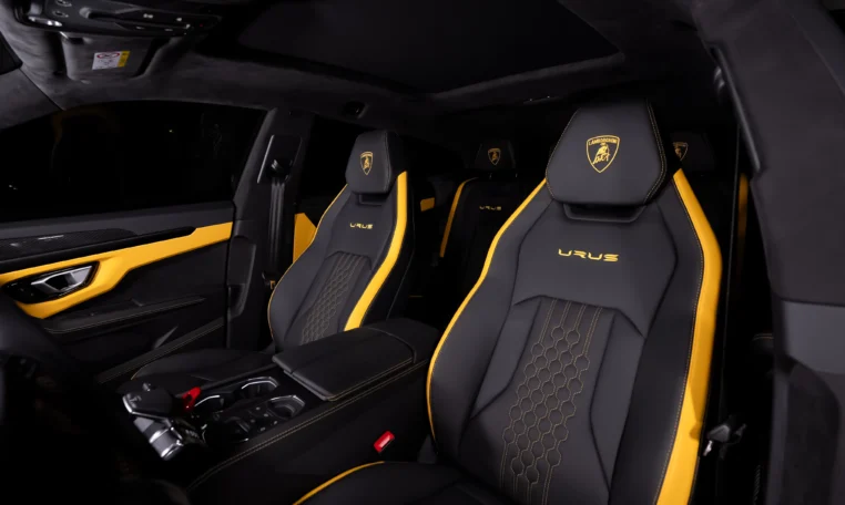 Lamborghini Urus S for sale in Dubai in Dubai